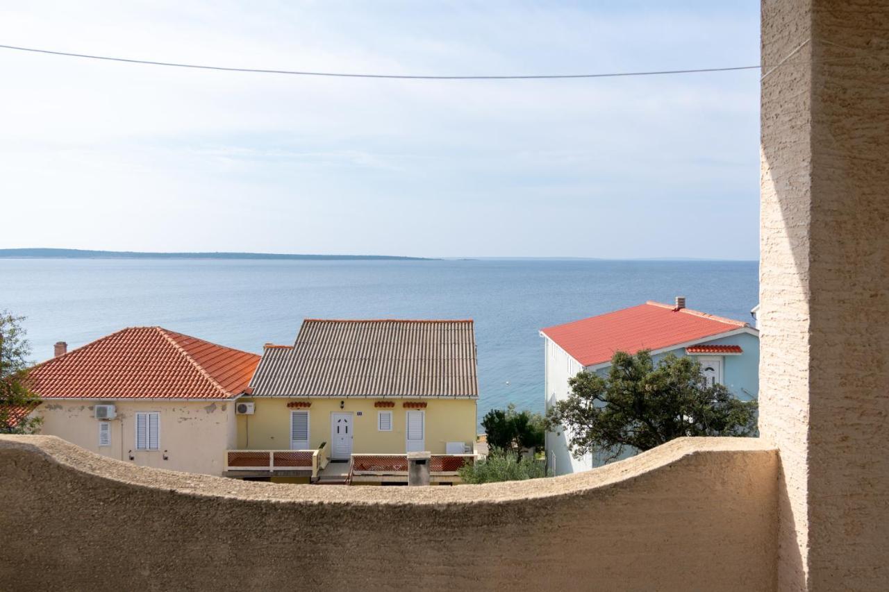 Apartments By The Sea Mandre, Pag - 3084 Kolan Exterior photo